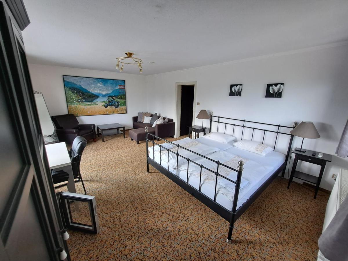 Blue Mountain Hotel Афріц Екстер'єр фото