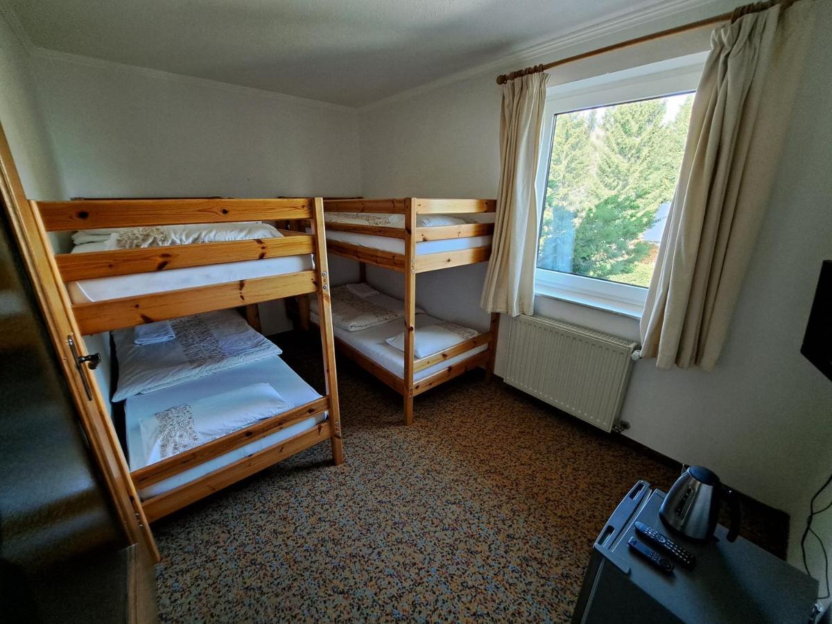 Blue Mountain Hotel Афріц Екстер'єр фото