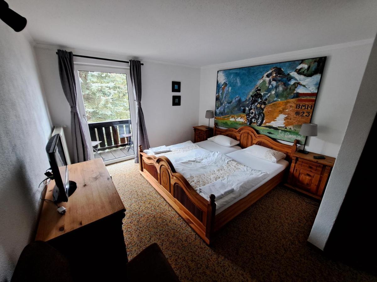 Blue Mountain Hotel Афріц Екстер'єр фото