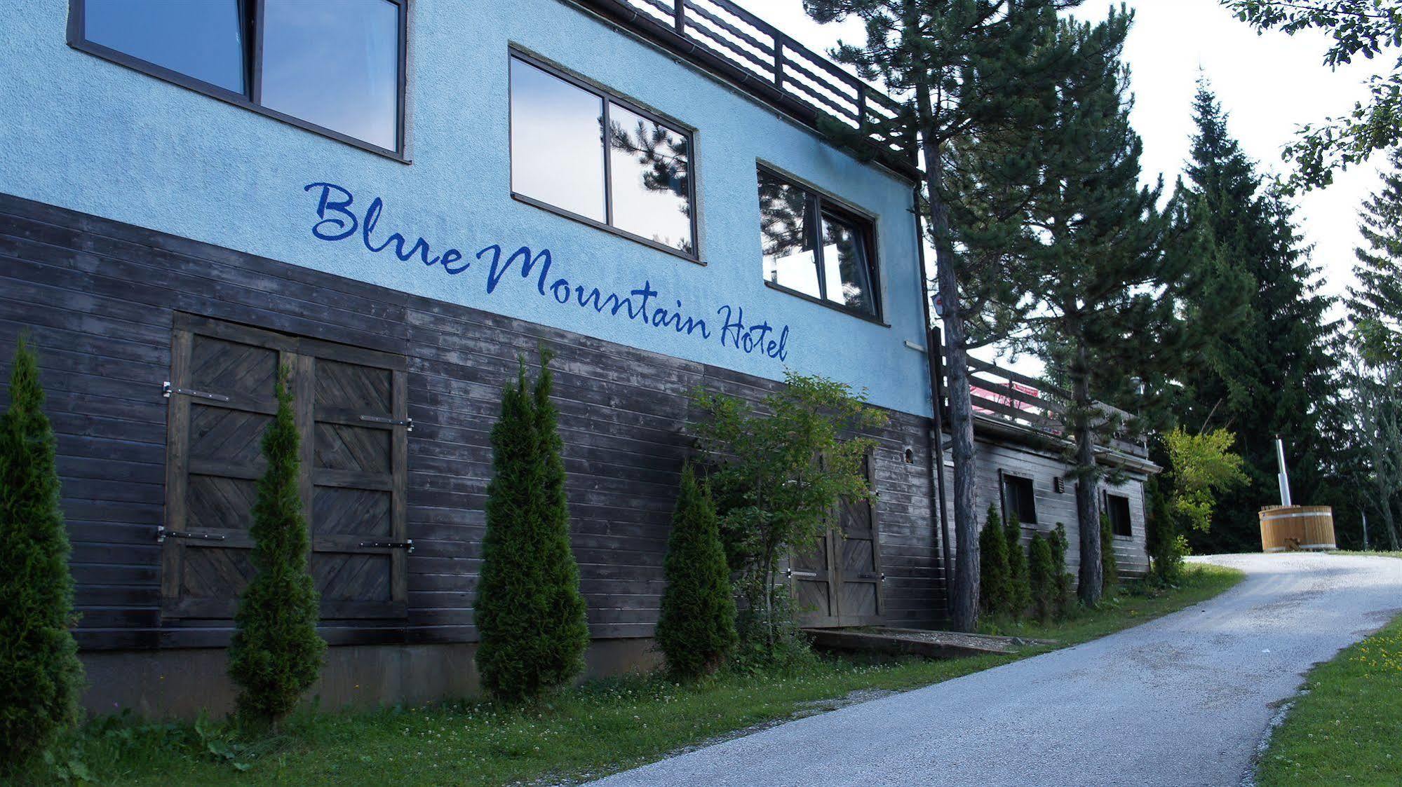 Blue Mountain Hotel Афріц Екстер'єр фото