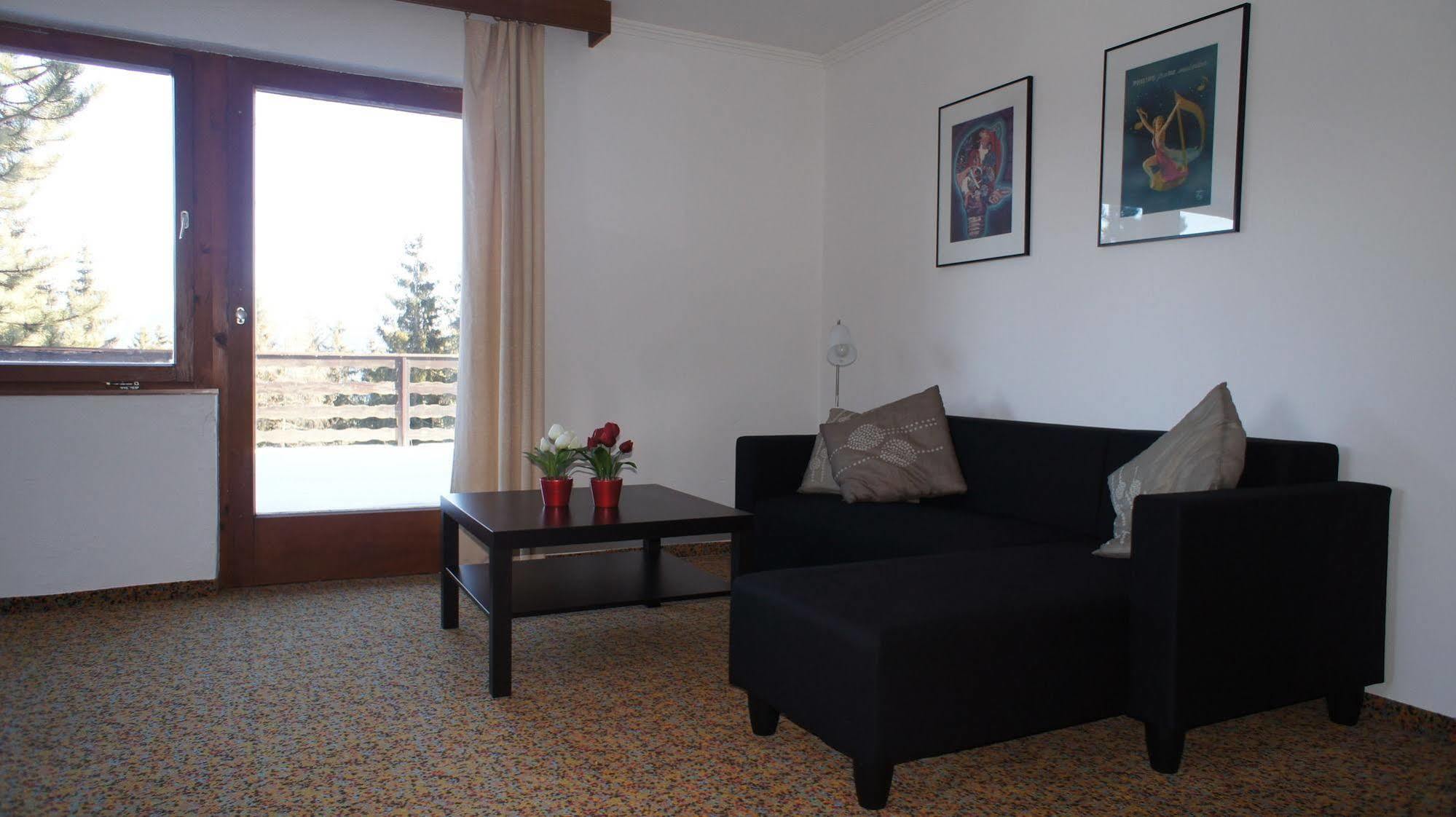 Blue Mountain Hotel Афріц Екстер'єр фото