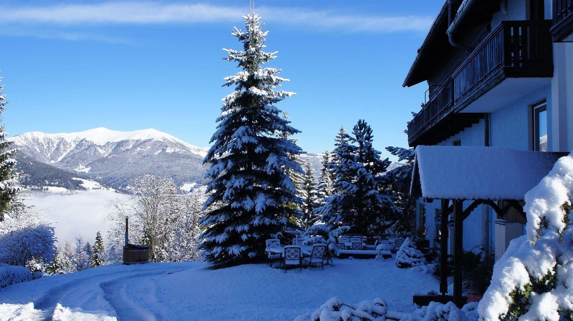 Blue Mountain Hotel Афріц Екстер'єр фото